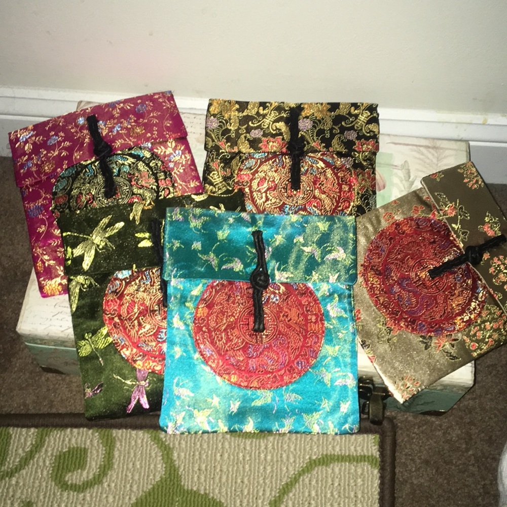 5 mini Chinese style bags for only $5